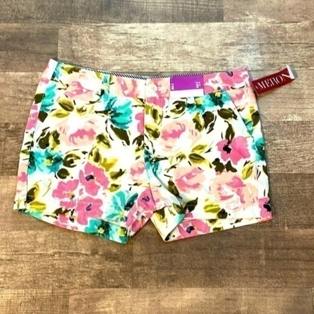 NWT juniors floral summer shorts new with tags​